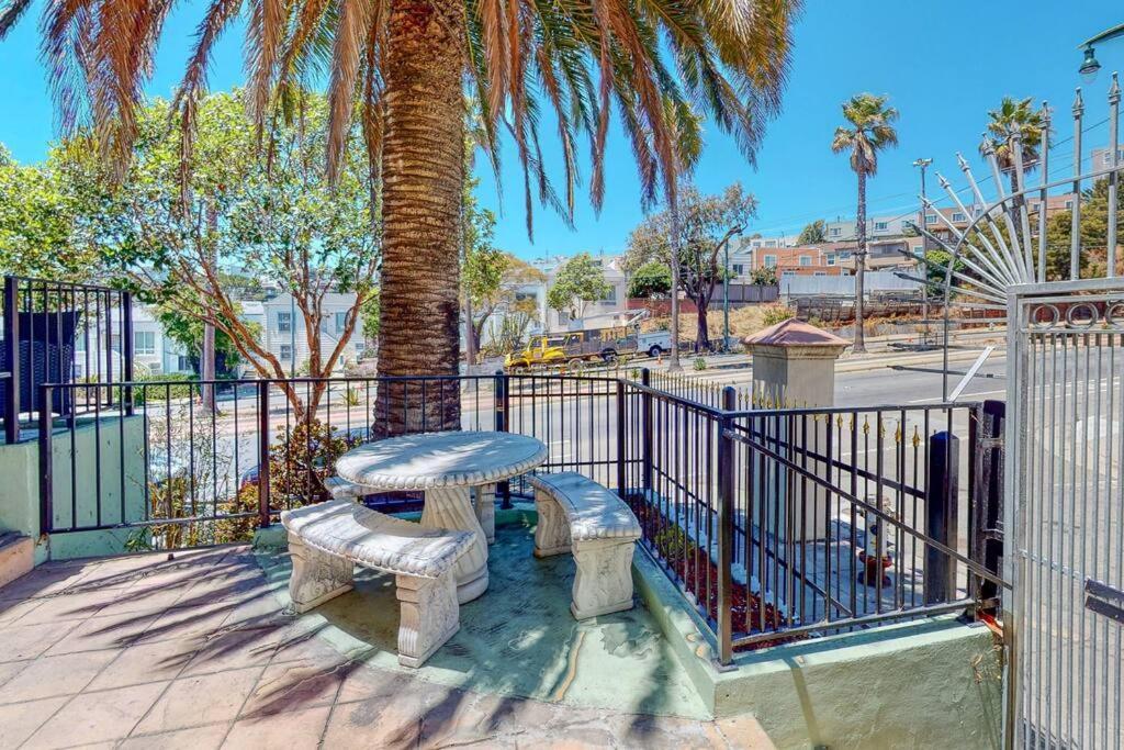 Beautiful Spacious House 2Br / 4Br In Silver Terrace San Francisco Esterno foto
